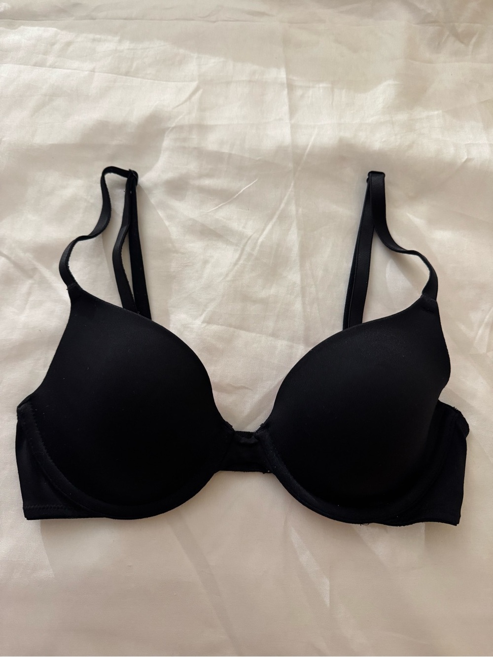 PINK Victoria's Secret Black Lightly Padded T-Shirt Bra